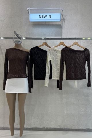 TOP ENCAJE IRREGULAR LENTEJUELAS – ART. 74
