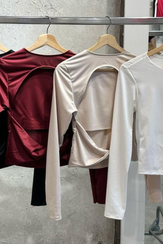 REMERA ML DE MICROF CON ABERTURA EN LA ESPALDA - Art.195