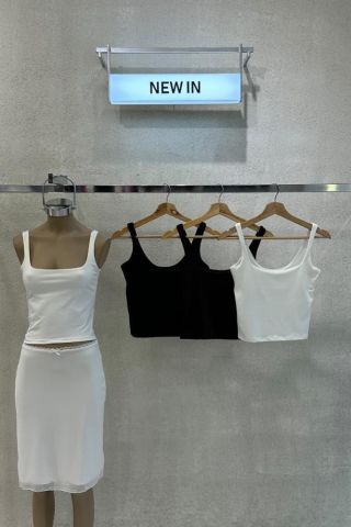 MUSCULOSA MICROFIBRA CUELLO CUADRADO – ART. 117