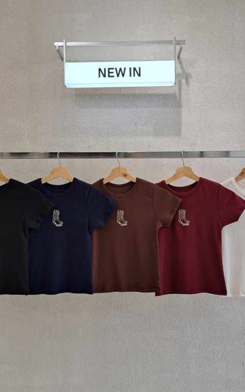 REMERA RIBB "TEXANAS" - Art.132